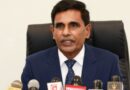 පසුගිය මාස 06 ඇතුළත පොලිස් නිලධාරීන් 300ගේ වැඩ තහනම්